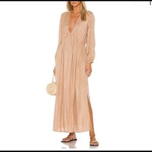 NEW w/out tags
Sundress
Chicago long dress